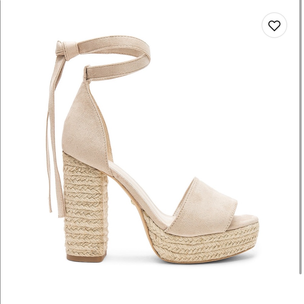 RAYE Aya Heel - never worn, in box, size 8